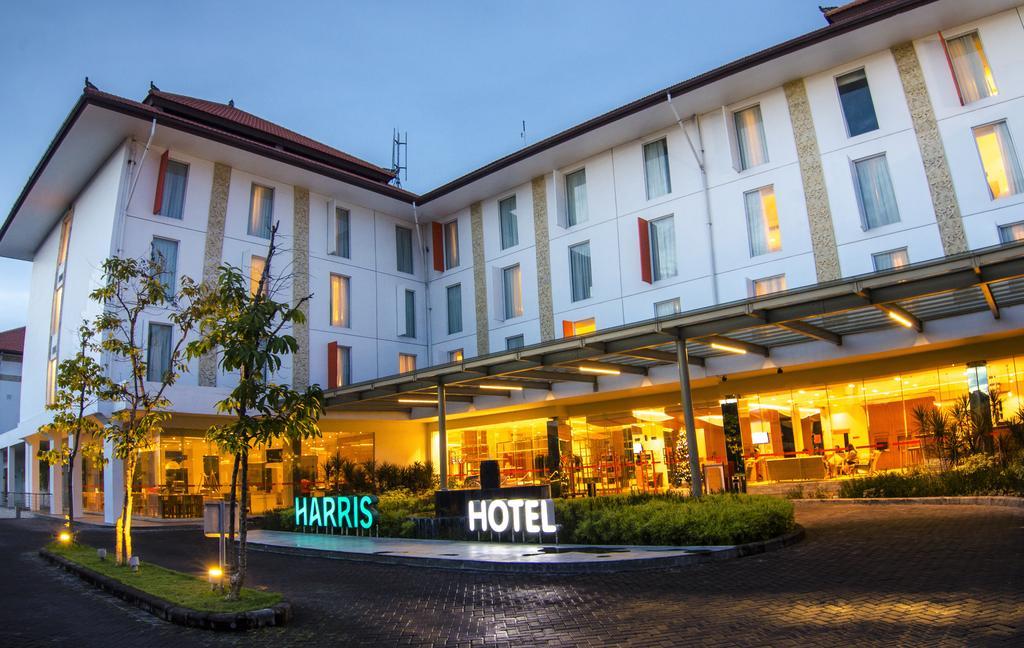HARRIS Hotel&Conventions Denpasar Exterior foto